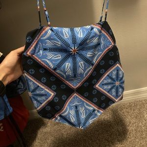 Bandana shaped tank top